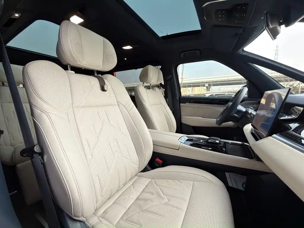 Jikrypton 009 2024 seven-seat aisle version four-wheel drive 108kWh купить на сайте DeffCars