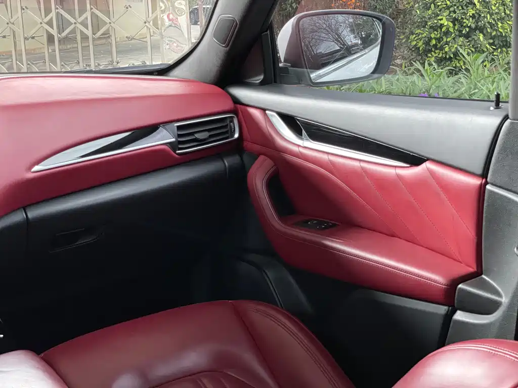 Levante 2021 3.0T Standard Edition купить на сайте DeffCars