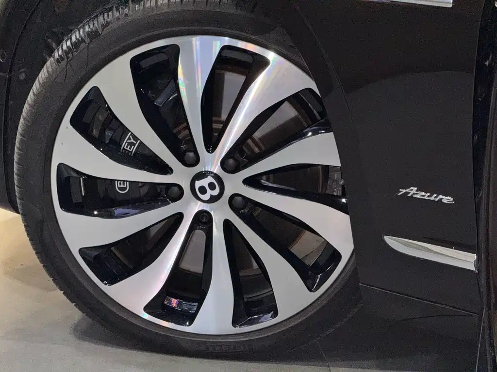 Flying Spur 2023 4.0T V8 Yadu Edition купить на сайте DeffCars