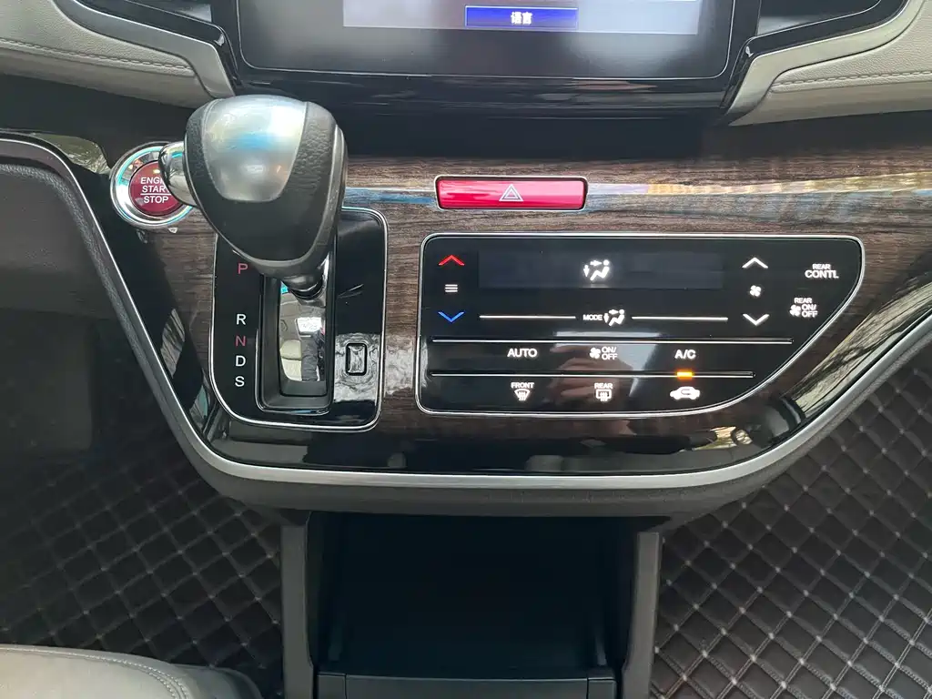 Odyssey 2017 2.4L Deluxe Edition купить на сайте DeffCars