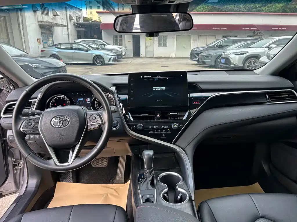 Camry 2021 2.0G Deluxe Edition купить на сайте DeffCars