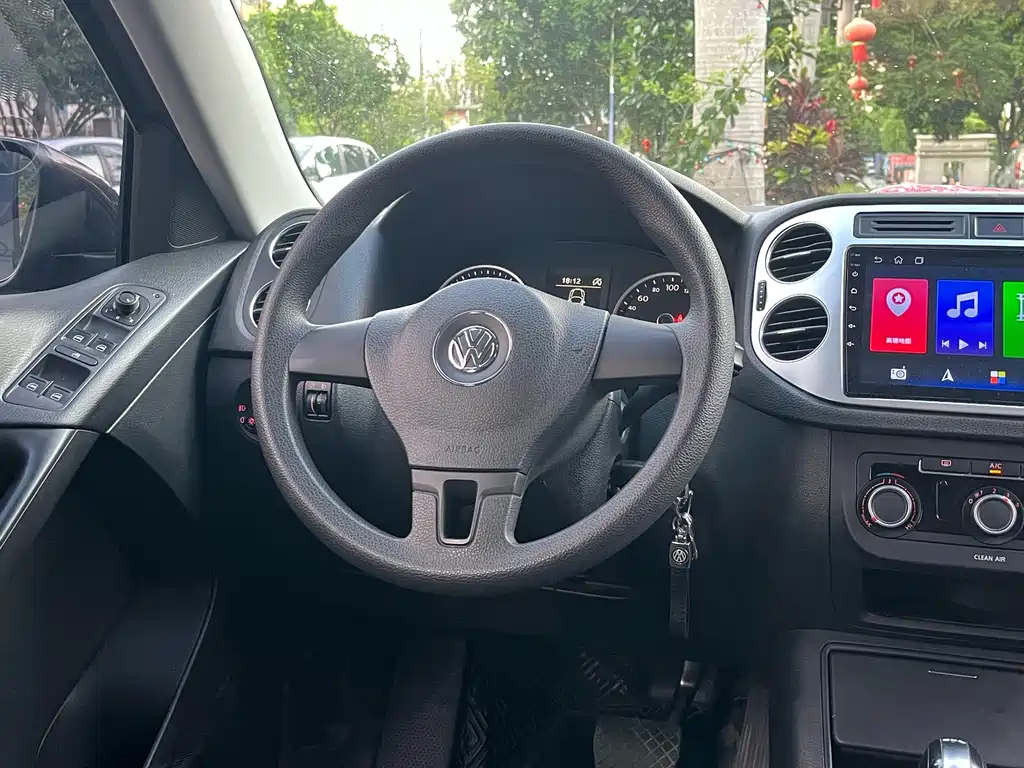 Tiguan 2016 280TSI automatic two-wheel drive Silk Road Style Edition купить на сайте DeffCars