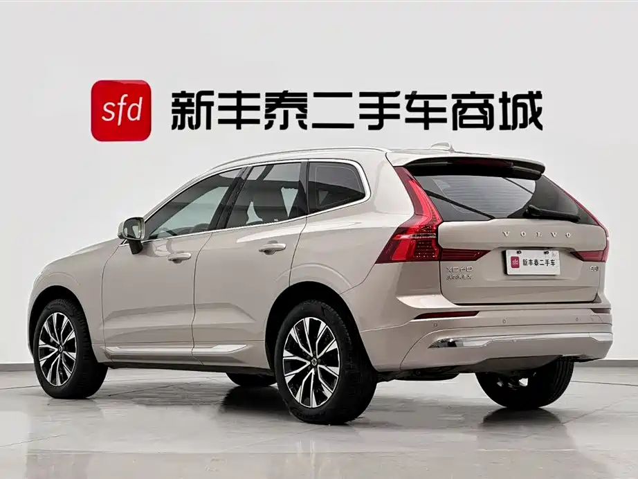Volvo XC60 2025 B5 four-wheel drive Zhiyuan luxury version купить на сайте DeffCars