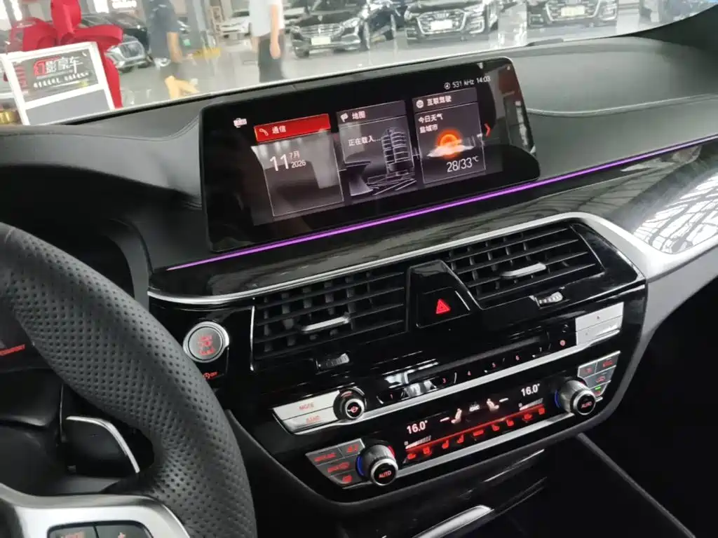BMW 5 Series 2019 facelift 530Li Exclusive M Sports Package купить на сайте DeffCars