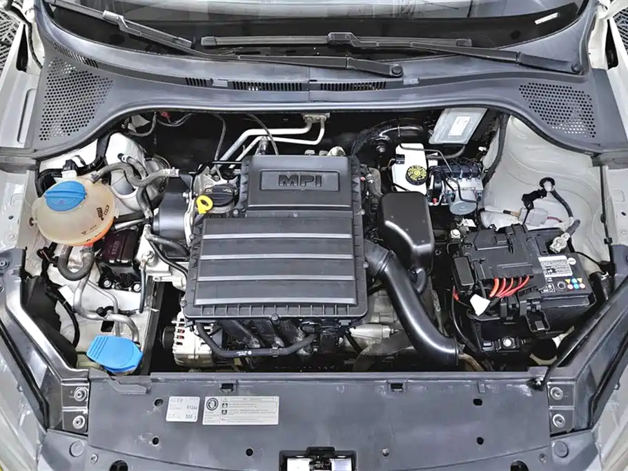 Santana 2015 1.4L Manual Fashion Edition купить на сайте DeffCars