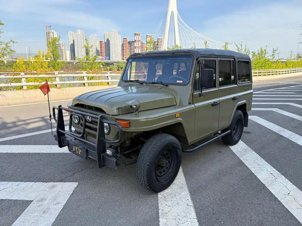 212 Classic 2019 1.5T Square Door National VI купить на сайте DeffCars