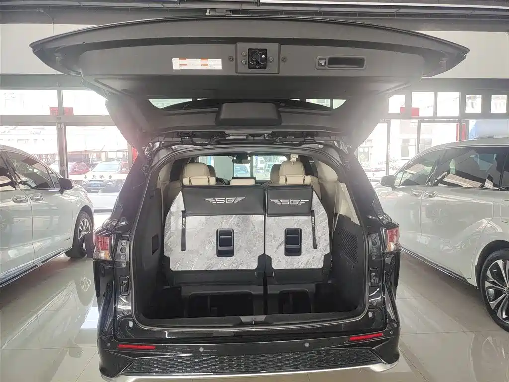 Grevia 2023 2.5L Hybrid Premium PLUS Edition купить на сайте DeffCars