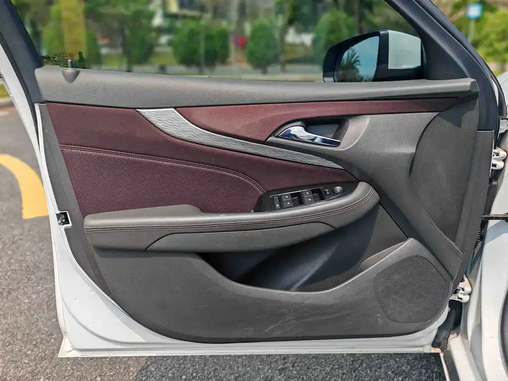 Malibu 2017 1.5T Automatic Deluxe Edition купить на сайте DeffCars