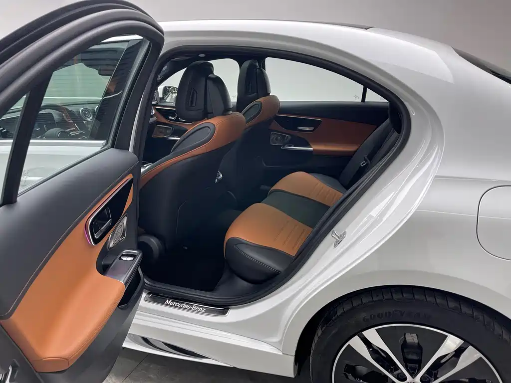 Mercedes-Benz C-Class New Energy 2024 C 350 eL купить на сайте DeffCars
