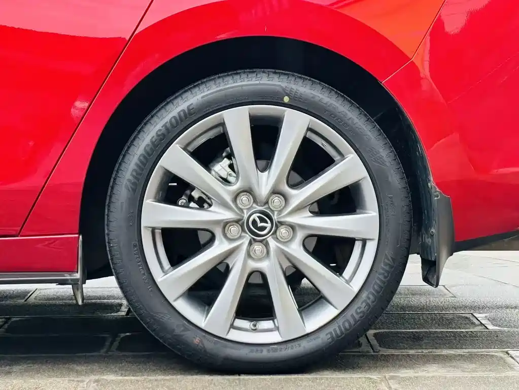 Mazda3 Angkesela 2020 2.0L Automatic Premium Edition купить на сайте DeffCars