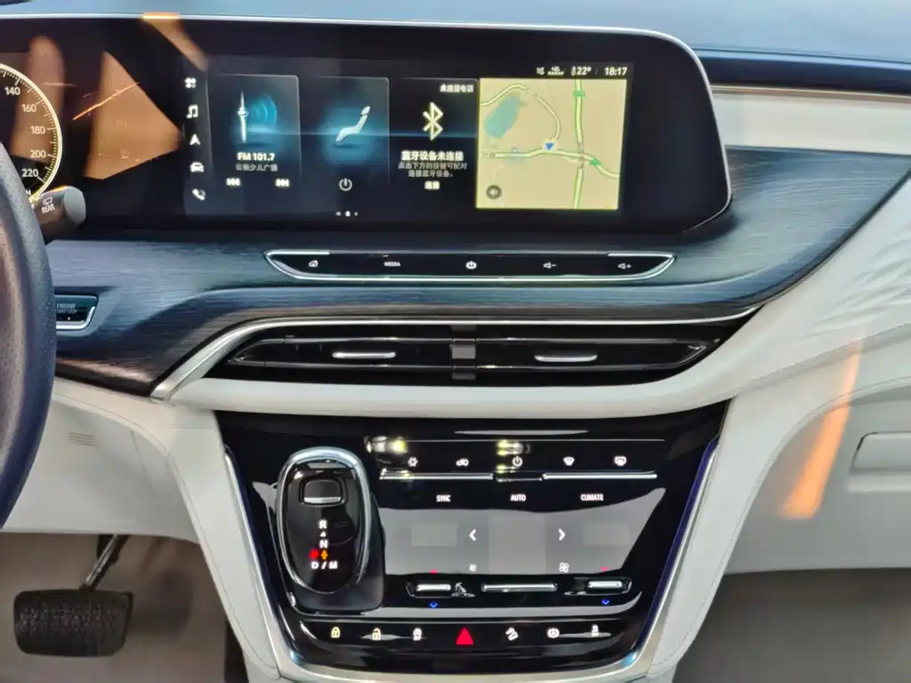 Buick GL8 2020 Avenir Four-seater Premium Edition купить на сайте DeffCars