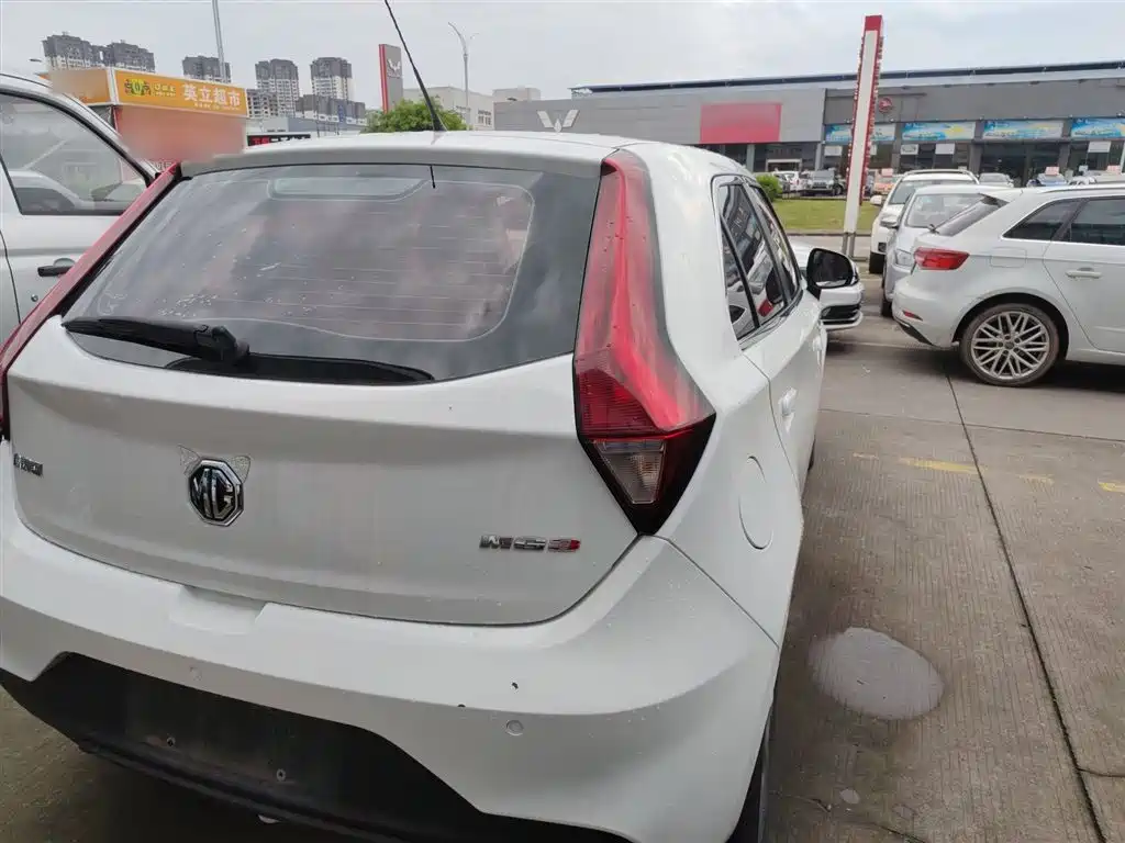 MG 3 2017 1.5L Automatic Intelligent Link Elite Edition купить на сайте DeffCars