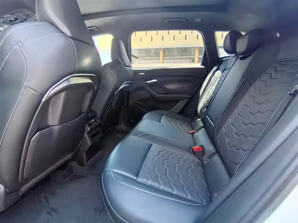 Audi Q6L e-tron 2026 first pilot version купить на сайте DeffCars