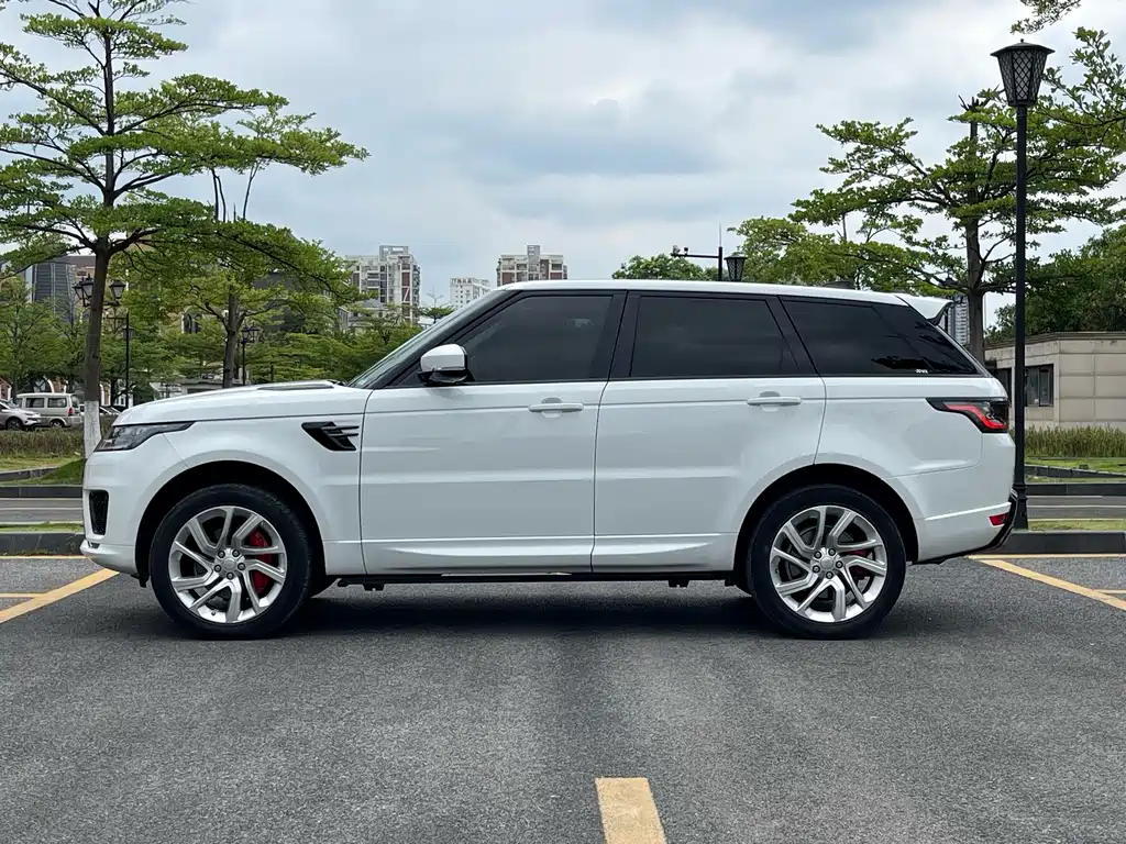 Range Rover Sport 2018 3.0 SC V6 HSE DYNAMIC купить на сайте DeffCars