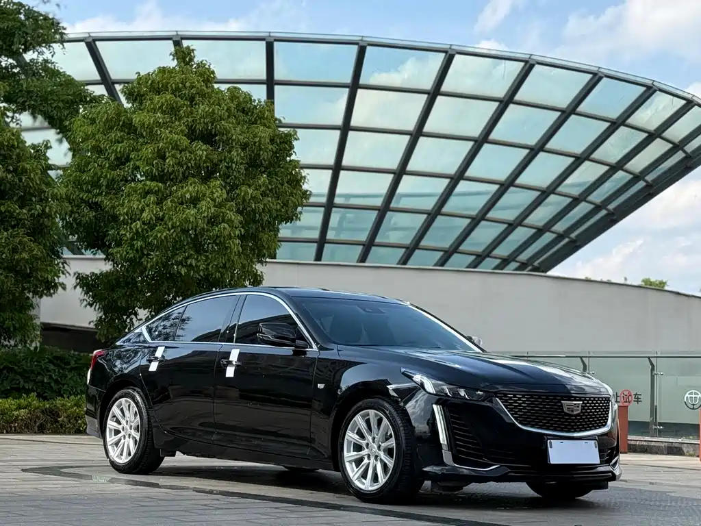 Cadillac CT5 2022 28T Fashion Model купить на сайте DeffCars