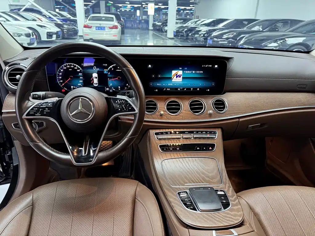 Mercedes-Benz E-Class 2023 E 300 L Luxury Model купить на сайте DeffCars