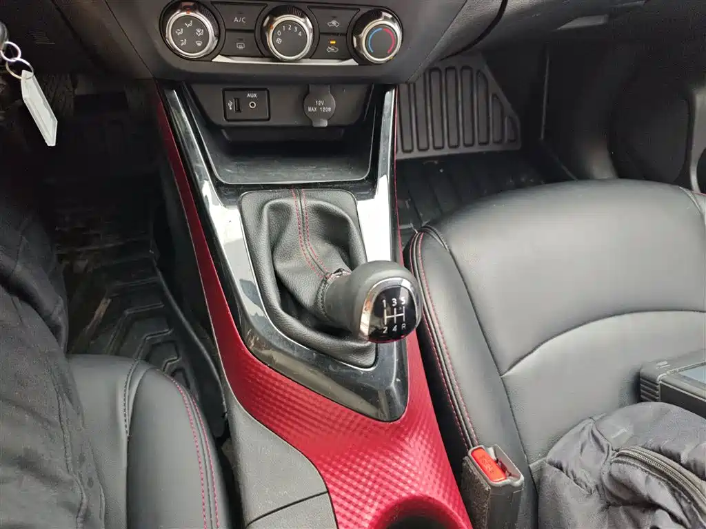 Bluebird 2019 1.6L manual cool version National VI купить на сайте DeffCars