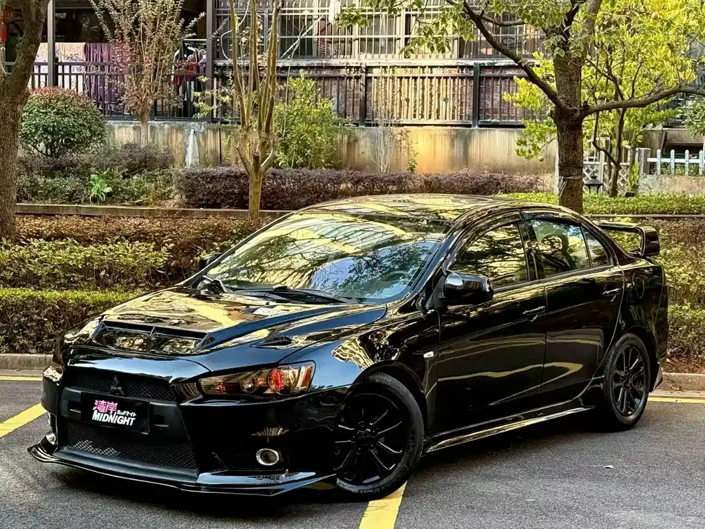 Yishen 2013 Fashion Edition 1.8L Manual Comfort Type купить на сайте DeffCars