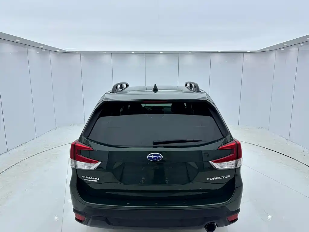 Forester 2022 2.0i AWD Deluxe Edition EyeSight купить на сайте DeffCars