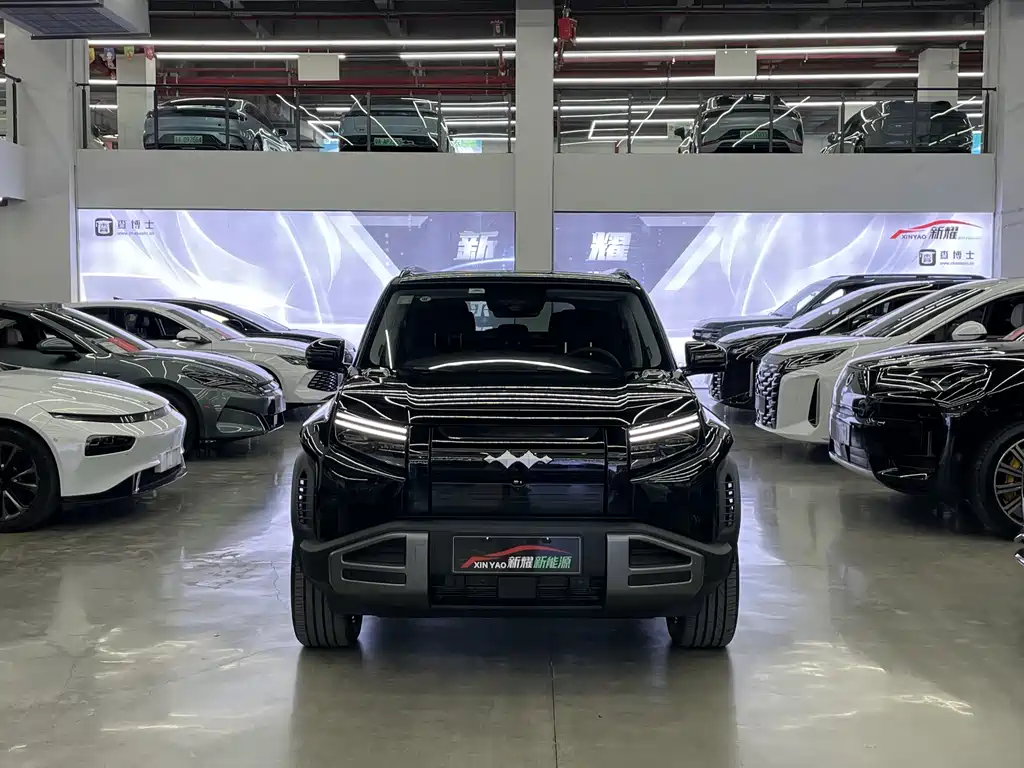 Titanium 3 2025 501KM four-wheel drive Ultra version купить на сайте DeffCars