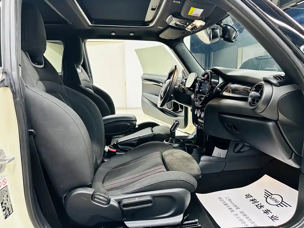 MINI 2021 1.5T COOPER racer купить на сайте DeffCars
