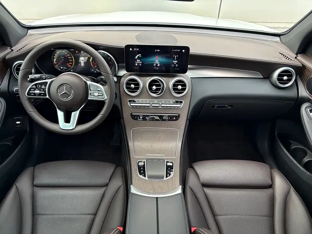 Mercedes-Benz GLC 2022 GLC 260 L 4MATIC luxury model купить на сайте DeffCars