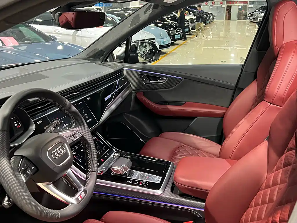 Audi SQ7 2024 Model 4.0 TFSI купить на сайте DeffCars