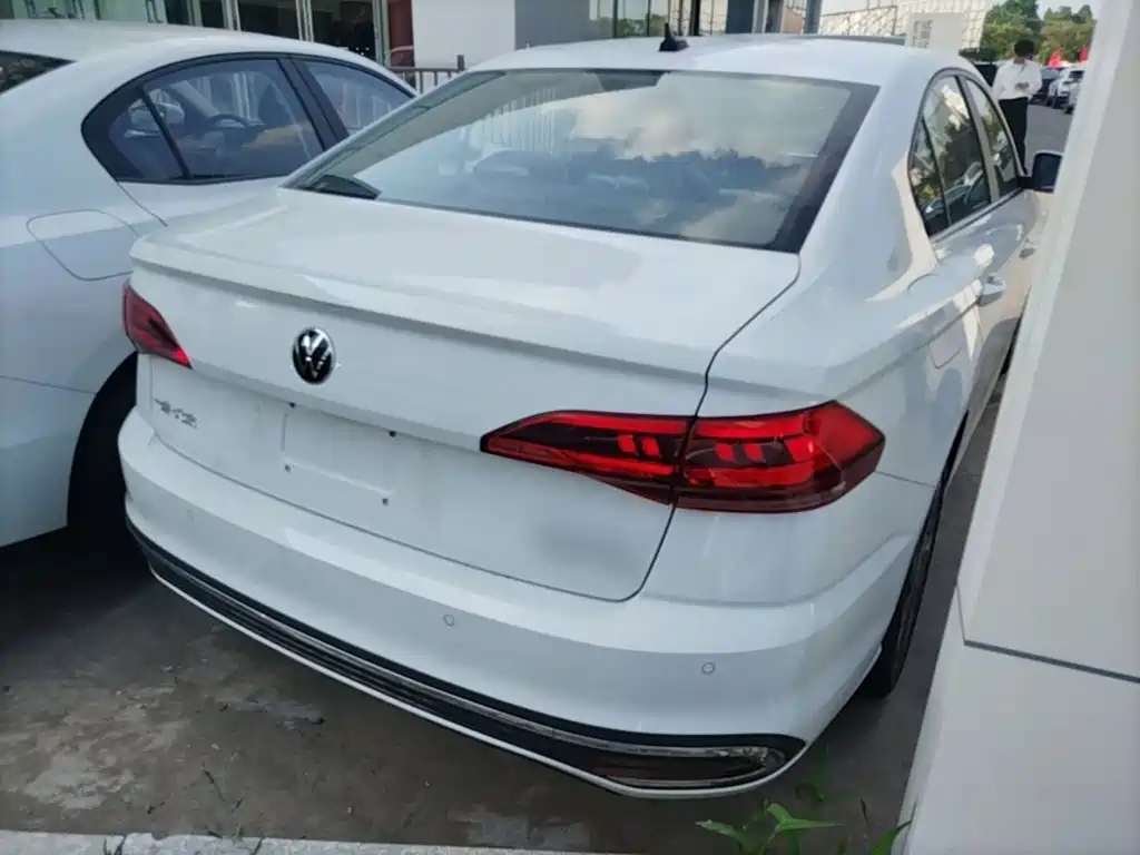 Bora 2025 model 200TSI DSG Yuexing PRO version купить на сайте DeffCars