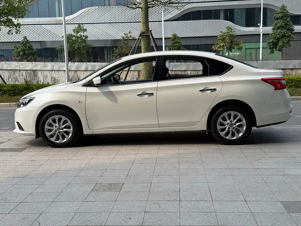 Sylphy 2022 Classic 1.6XE CVT Comfort Edition купить на сайте DeffCars