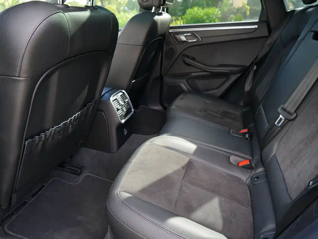 Macan 2020 Macan 2.0T купить на сайте DeffCars