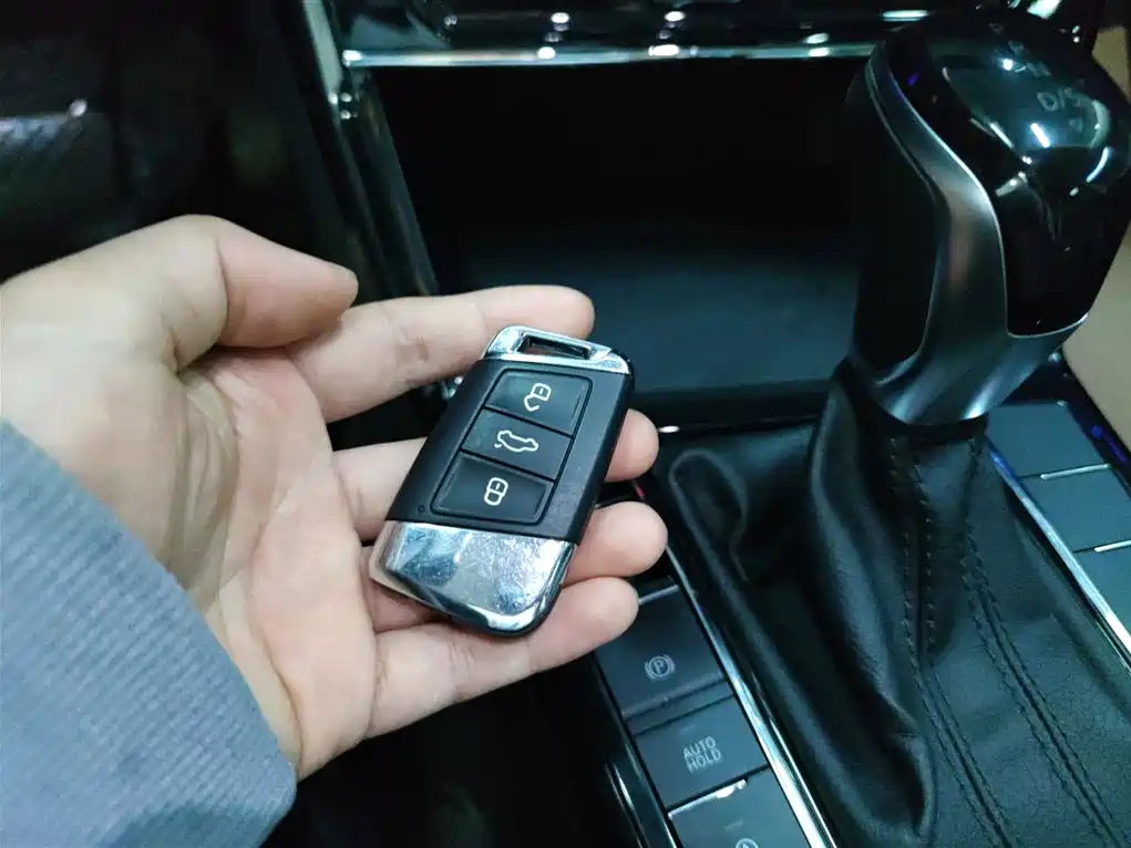 Passat 2022 330TSI Deluxe Edition купить на сайте DeffCars