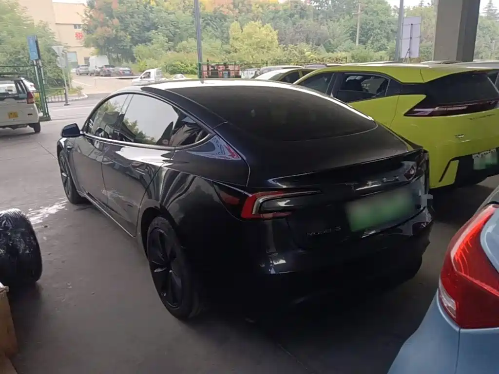 Model 3 2025 rear-wheel drive version купить на сайте DeffCars