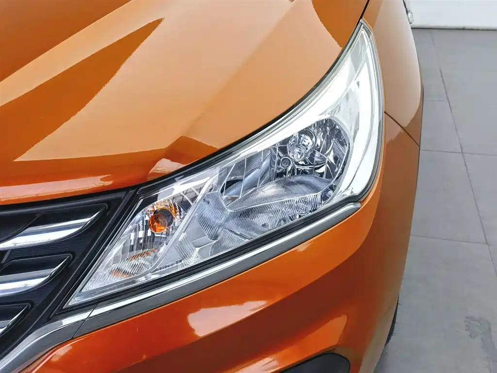 Baojun 310 2017 1.5L automatic fashion model купить на сайте DeffCars