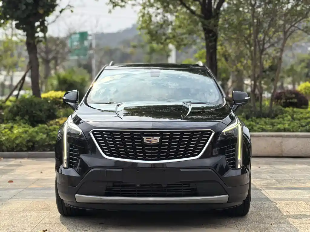 Cadillac XT4 2020 28T two-wheel drive leading model купить на сайте DeffCars
