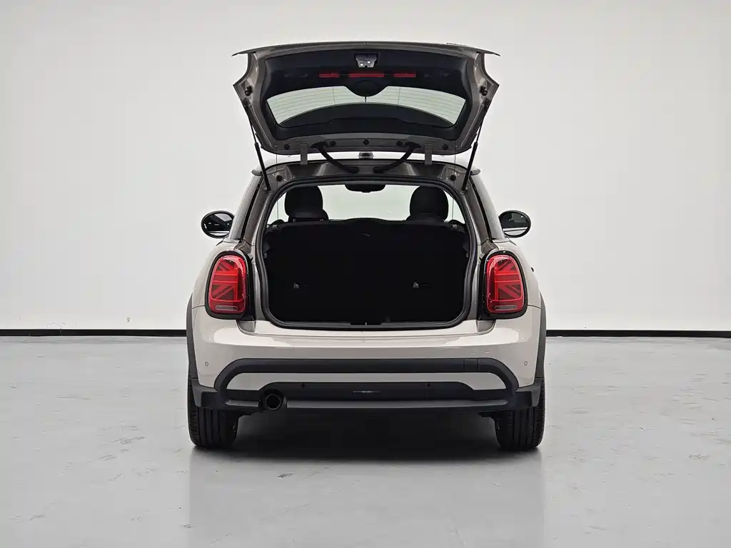 MINI 2023 1.5T COOPER Artist купить на сайте DeffCars