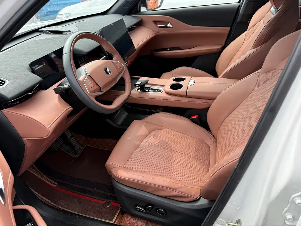 Changan UNI-Z 2025 1.5T premium model купить на сайте DeffCars