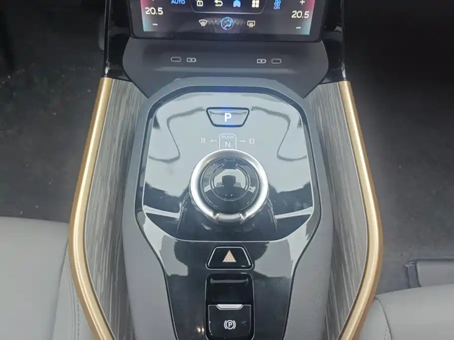 Toyota bZ3 2024 517km Elite Pro купить на сайте DeffCars
