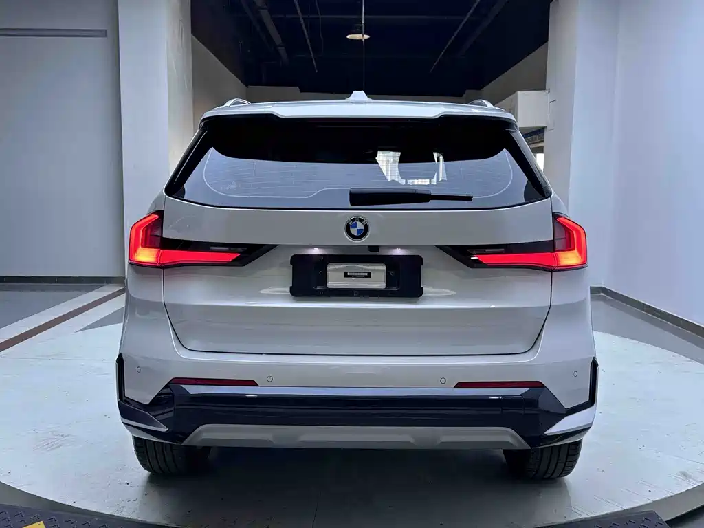 BMW X1 2023 sDrive20Li X Design Package купить на сайте DeffCars