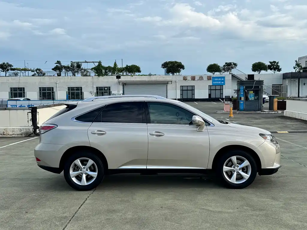 Lexus RX Classic 2013 270 Elegant Edition купить на сайте DeffCars