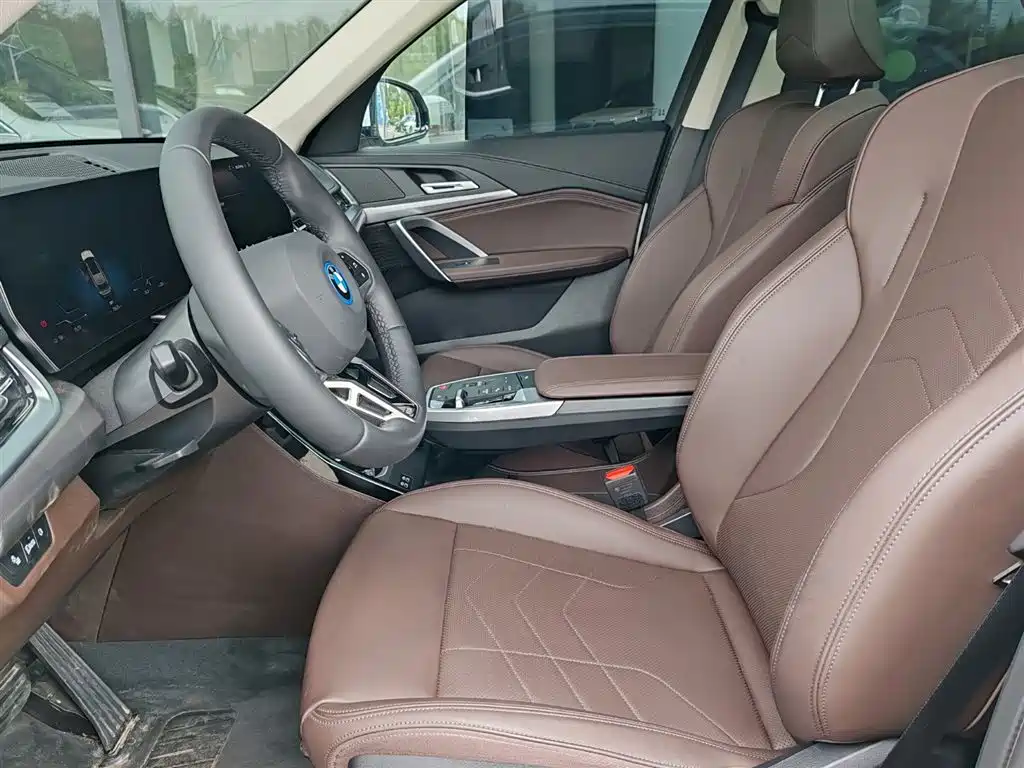 BMW iX1 2025 eDrive25L M Sports Package купить на сайте DeffCars