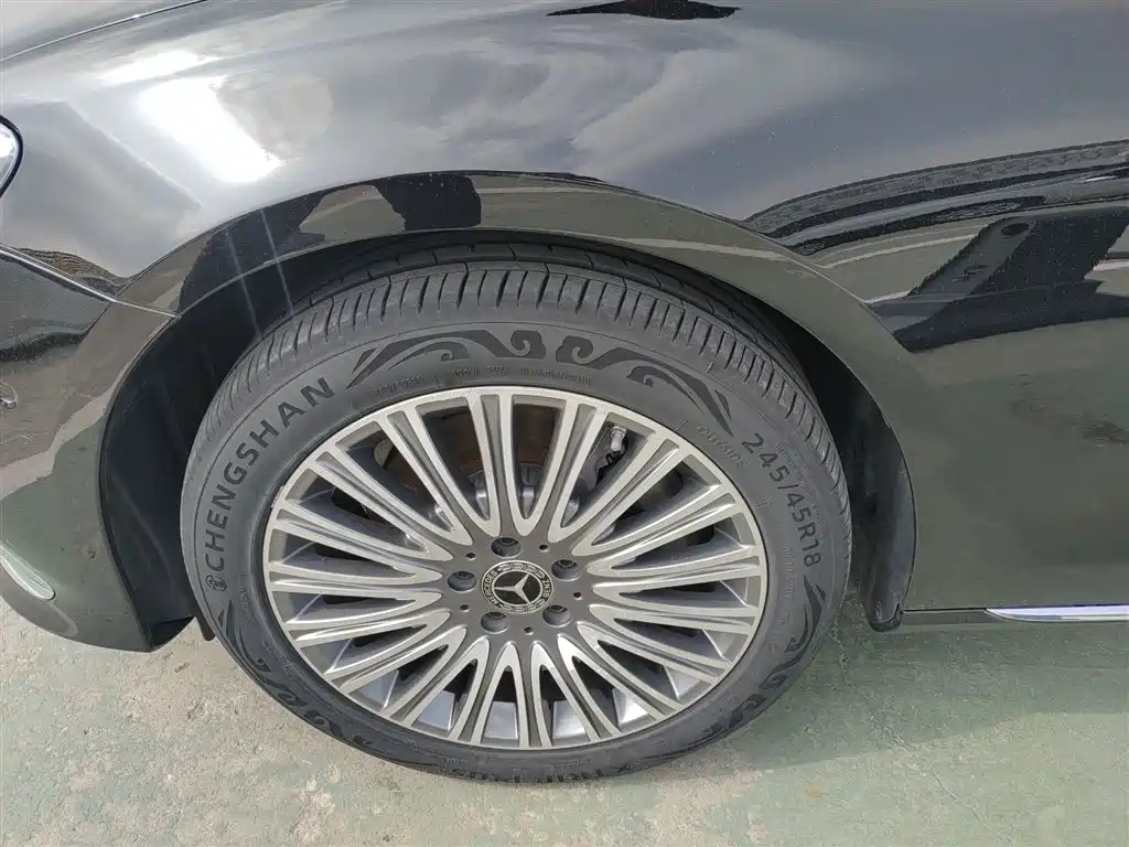 Mercedes-Benz E-Class 2023 E 300 L Luxury Model купить на сайте DeffCars