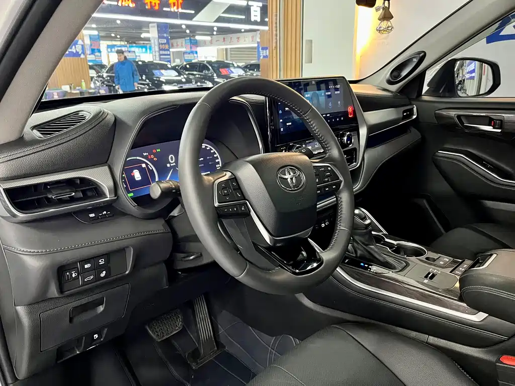 Highlander 2023 2.5L smart electric hybrid dual-engine four-wheel drive extreme version 7 seats купить на сайте DeffCars