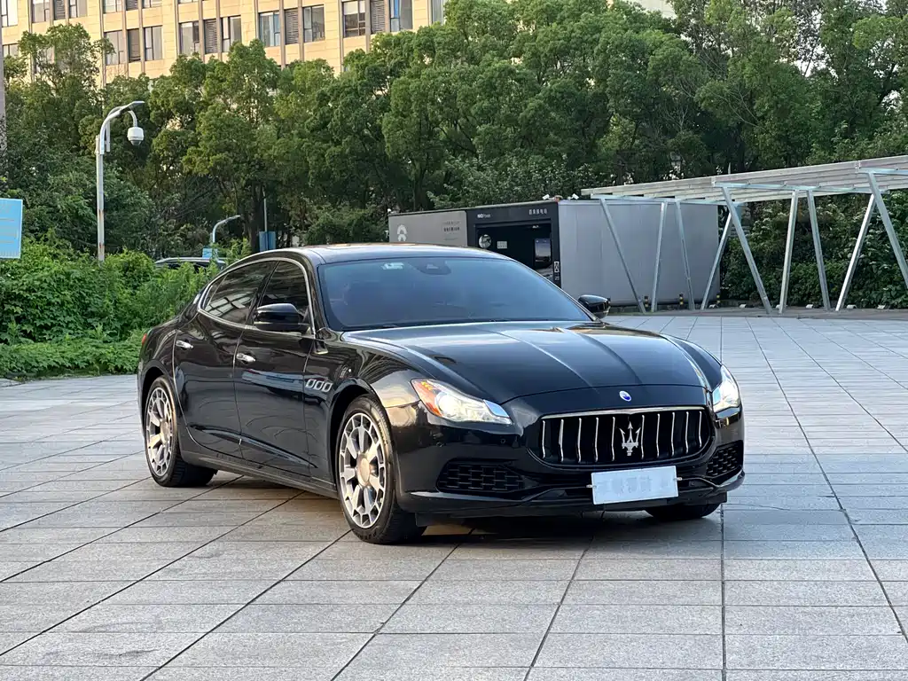 President 2018 3.0T Standard Edition купить на сайте DeffCars