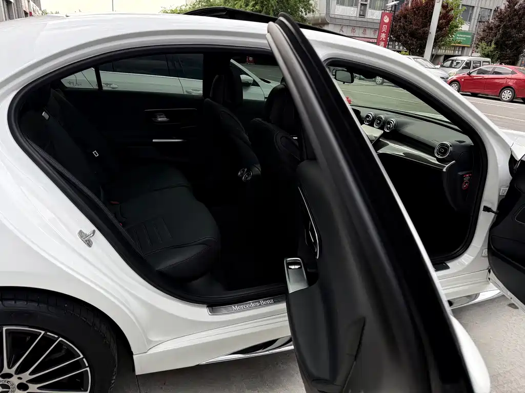 Mercedes-Benz C-Class 2024 facelift C 260 L sports version купить на сайте DeffCars