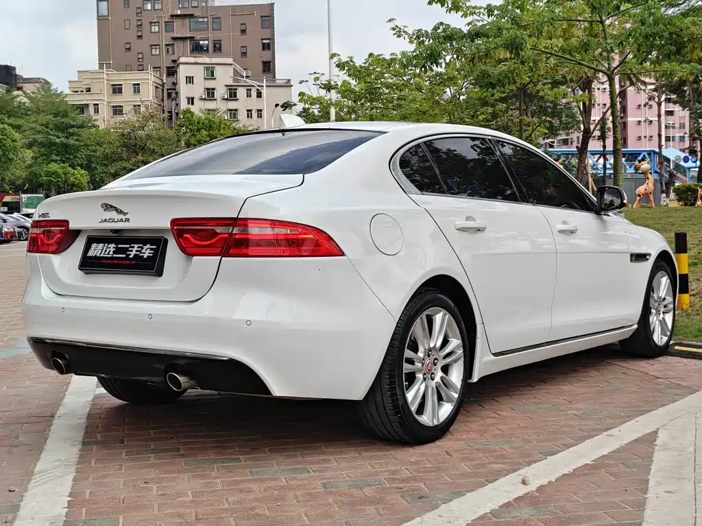 Jaguar XEL 2018 2.0T 200PS Exclusive Edition купить на сайте DeffCars