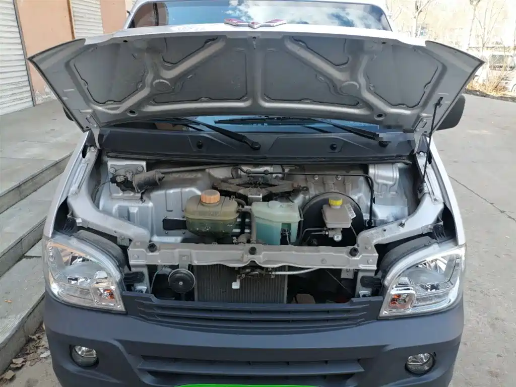 Wuling Zhiguang 2020 1.2L Practical National VI LSI купить на сайте DeffCars