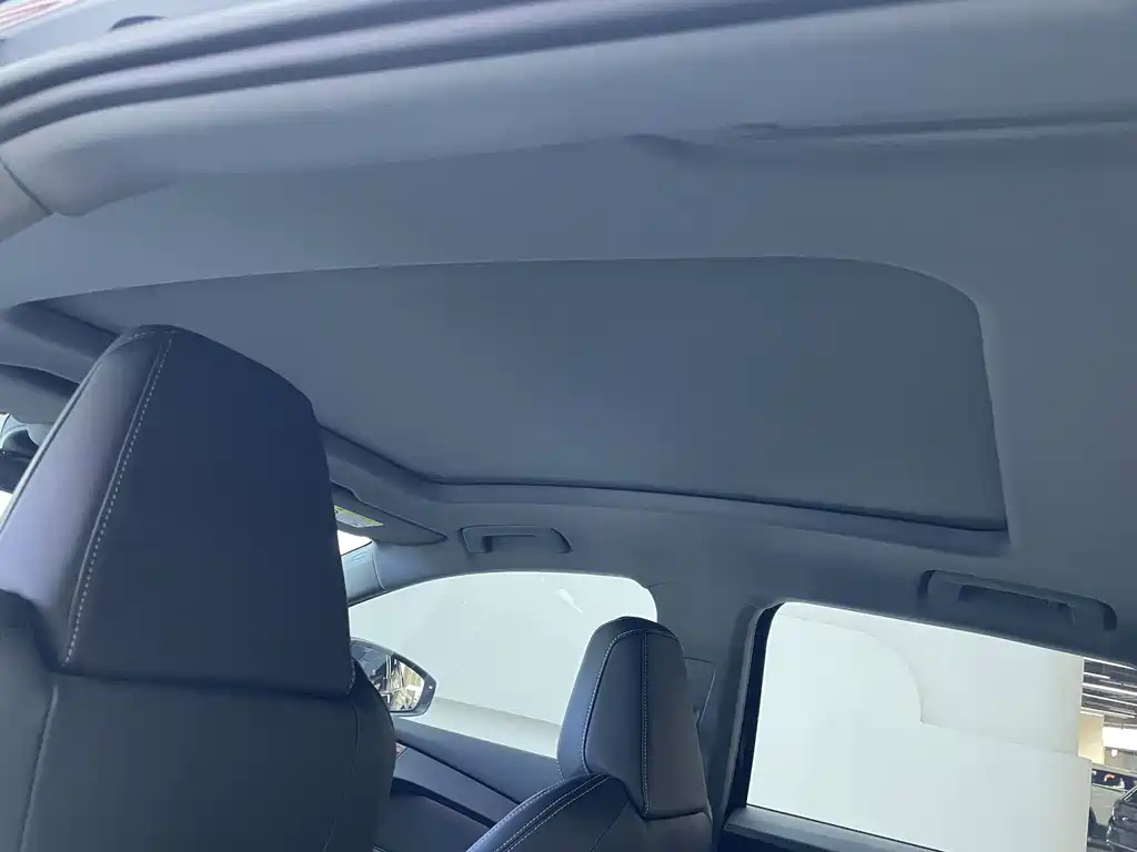 Audi Q4 e-tron 2024 40 e-tron Creative Edition купить на сайте DeffCars