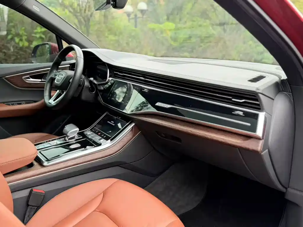 Audi Q7 2020 55 TFSI quattro Black Warrior Exclusive Edition купить на сайте DeffCars