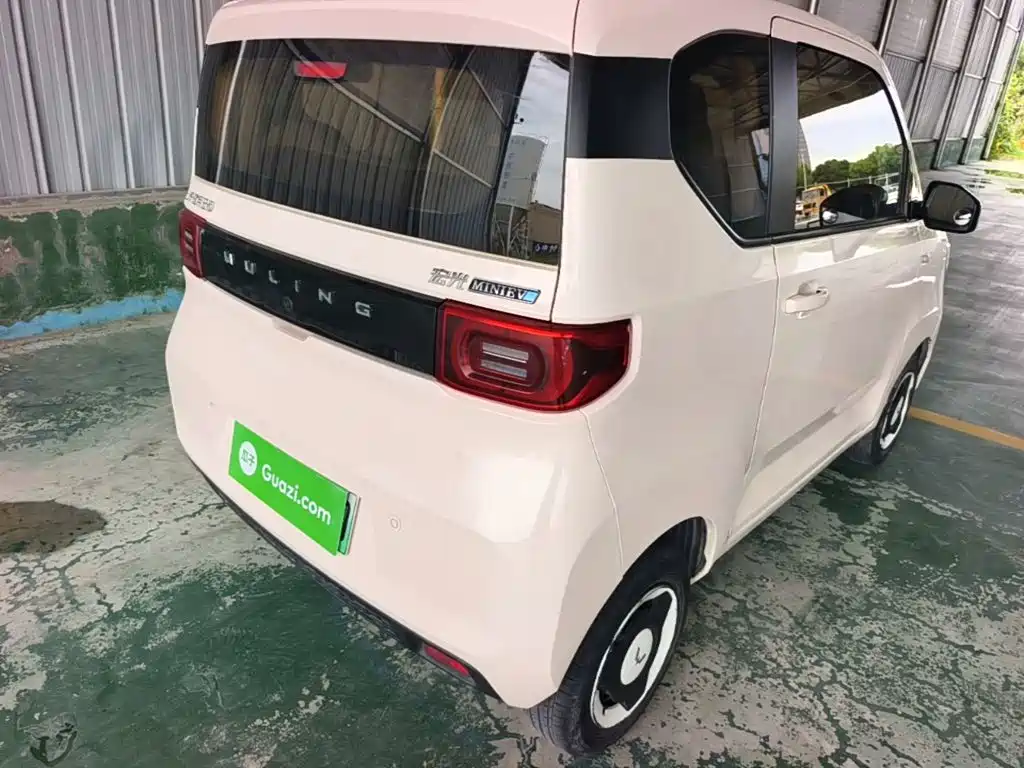 Hongguang MINIEV 2021 Macaron enjoys three Yuan lithium купить на сайте DeffCars