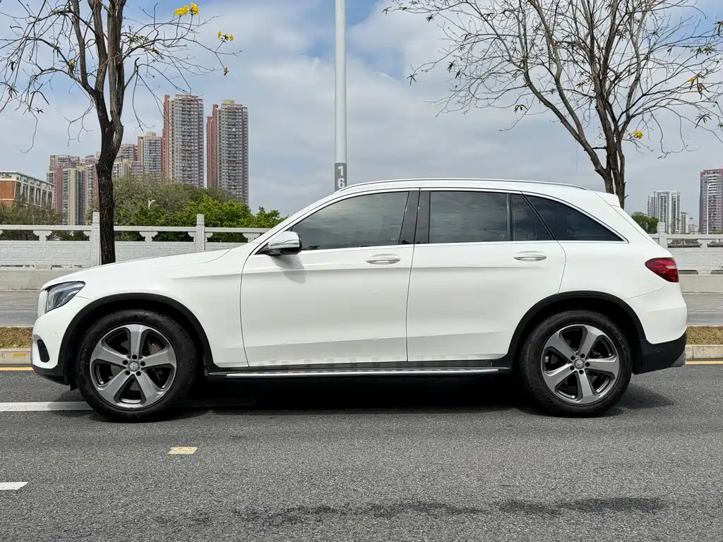 Mercedes-Benz GLC 2016 GLC 260 4MATIC luxury model купить на сайте DeffCars